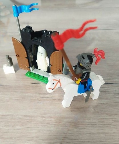 Lego vintage castle 6034 black - lego,