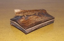 tablette plaquette divinatoire médical religieux politique ? Africain ,no masque