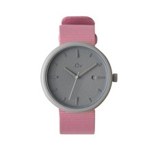 Montre analogique durable pour