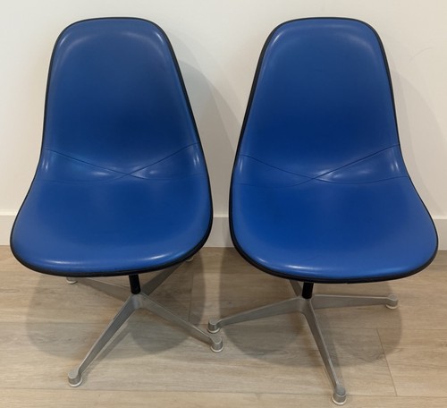 Pair herman miller - of,