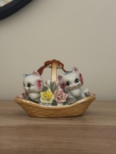 RETRO VINTAGE CUTE KITTEN CAT