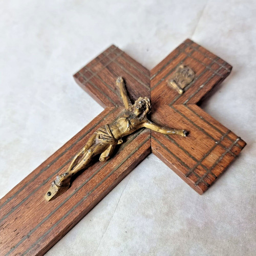 Crucifix ancien bois - crucifix,
