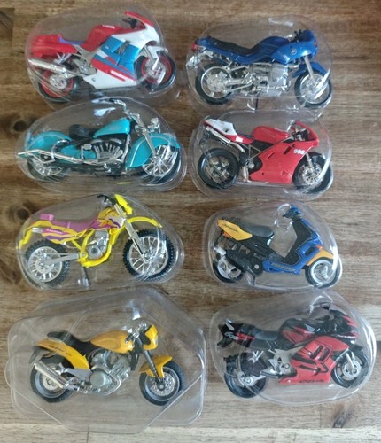 Lot motos miniatures 18 - miniatures, 1/18