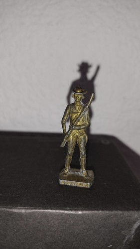 Kinder figurine métallique - figurine,