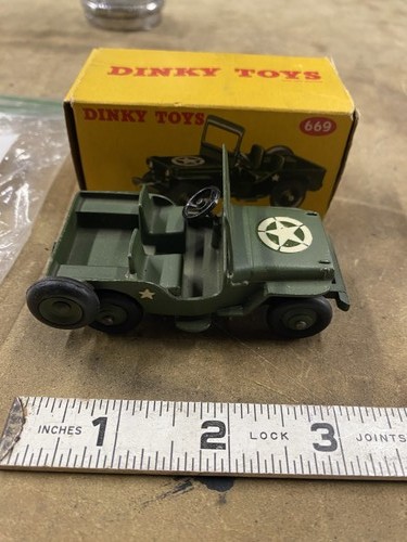 Dinky toys military jeep - military, 1:43