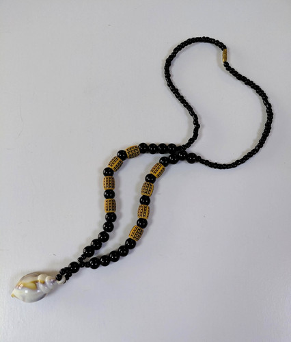 Collier pendentif forme