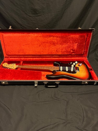 1976 fender stratocaster - fender,