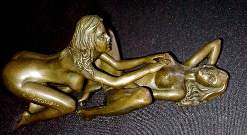 Bronze érotique signé