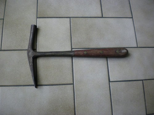 Outil ancien marteau de - outil,