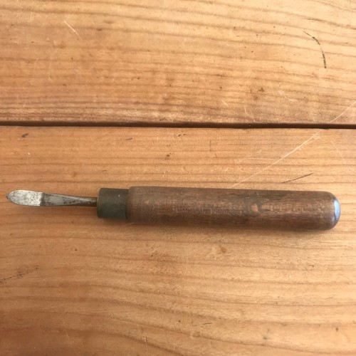 Outil ancien n66 cordonnier - outil,