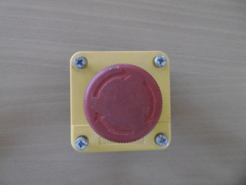Telemecanique arret urgence - telemecanique, d'urgence