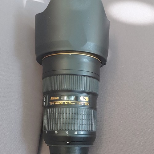 Nikon nikkor 70 - nikkor, mm