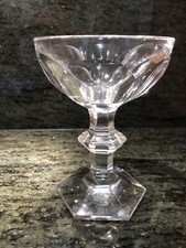 BACCARAT Modèle HARCOURT Cristal Signé . Coupe à Champagne