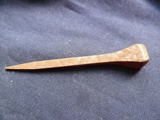 ancien grand clous en fer forgé 66 mm tête carré de 6/7 mm