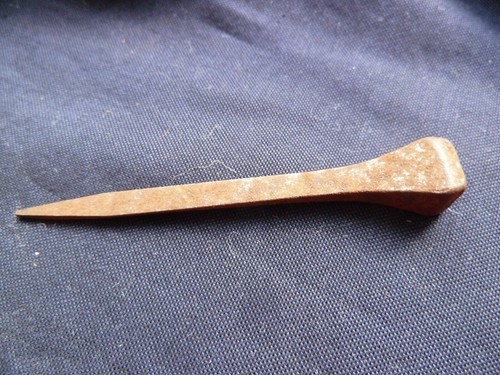 Ancien grand clous fer - en,