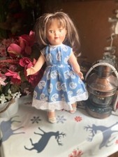 robe  neuve poupee mode et