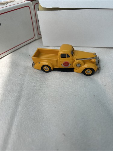 Non dinky brooklin corgi us - corgi/,