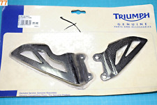 protège-talons carbone TRIUMPH  A9728012 pour DAYTONA 675 de 2006/2012 neuf