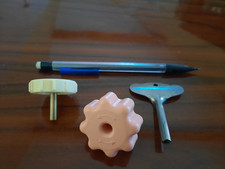 3 Clés Molette Remontoir Pour Poupee Ou Jouet