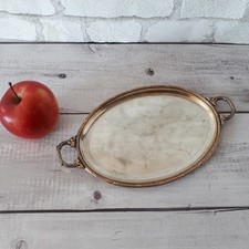 Petit plateau ancien en laiton