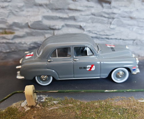 Voiture miniature simca aronde - miniature,