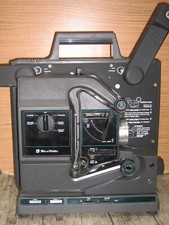 PROJECTEUR 16MM SONORE BELL & HOWELL