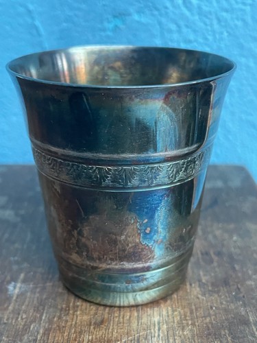 Gobelet métal argenté bande