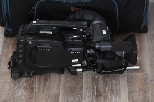 Sony pdw f335 - pdw-f335, hd