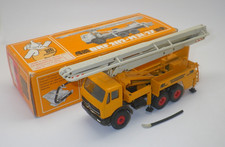 Camion Mercédes Pompe à