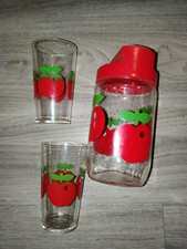 lot 2 Verres  Henkel en verre