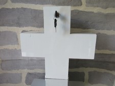 VINTAGE - Armoire a pharmacie métallique - meuble rangement médicaments -