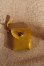 sac jaune KIKI collection vintage ancien tenue écolière 1981