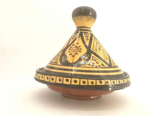 Petit plat tajine oriental - à,