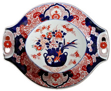 Ancien Plat Ovale . Imari Japon .