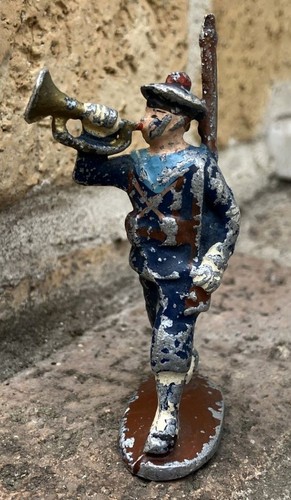Soldat quiralu vers - soldat, "quiralu"