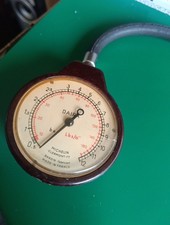 MICHELIN DAIRA ANCIEN MANOMÈTRE BAKELITE CONTRÔLEUR DE PRESSION PNEU AUTOMOBILE