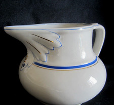 Ancien broc de toilette pichet