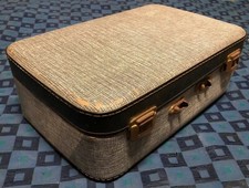 ancienne valise rétro vintage