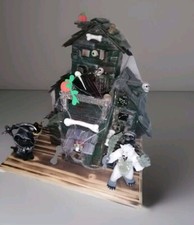 Diorama Halloween ? centre de table ? decoration mise en scene