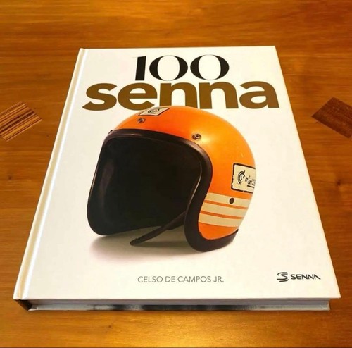 Couverture casque livre photo