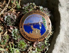 VINTAGE ENAMEL AUTOMOBILE CAR