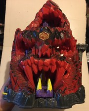 Mighty Max Play Sets Skull