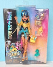 Monster high poupée dans