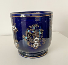 Cache pot décor émaillé bleu de four style Gien ou Lunéville .