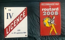 Lot 2 Plaques émaillées anciennes. Licence IV, Guide Du Routard 2008.