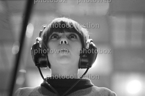 Mireille mathieu exclusive - mireille,