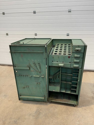 Rare meuble industriel vintage