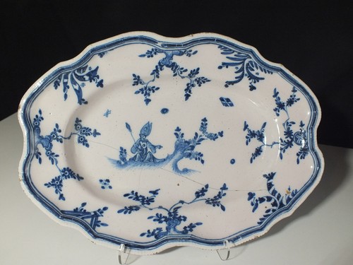 Plat ancien faience lyon - plat,