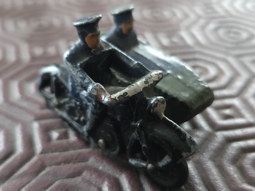Dinky 42b police - dinky,
