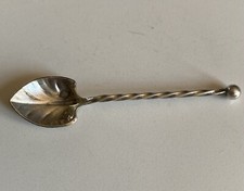 Cuillère à Saleron ancienne